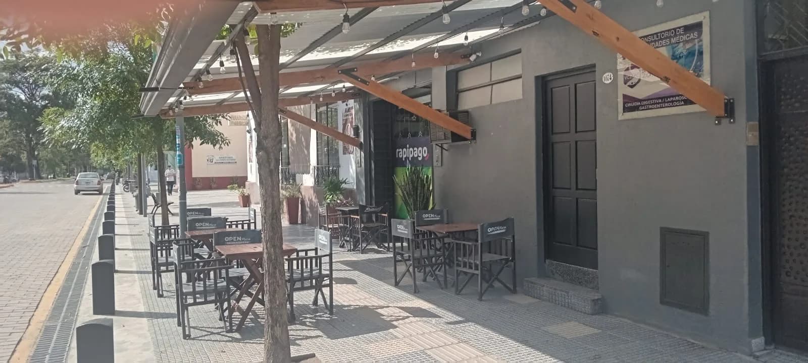 Open Plaza Drugstore — foto 5